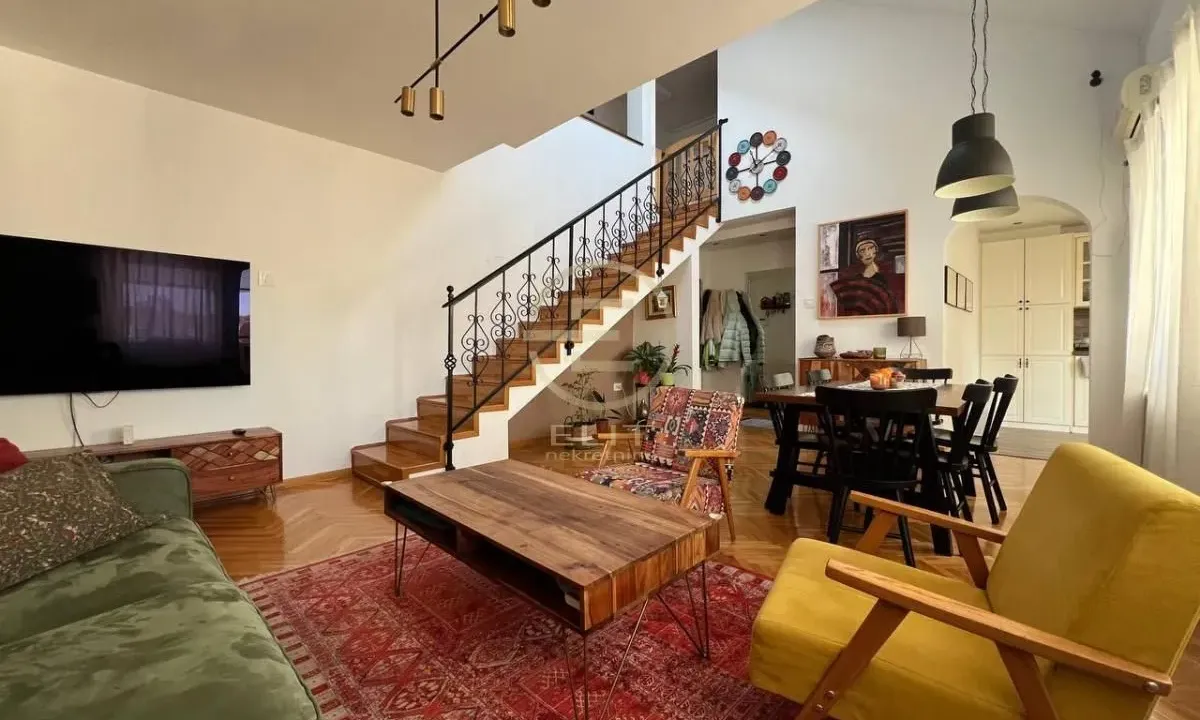 Prodaja, četvorosoban stan, 121m², Adamovićevo Naselje, Novi Sad Sve Podlokacije