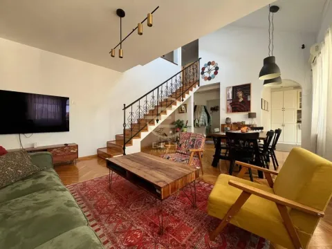 Sale, four bedroom apartment, 121m², Adamovićevo Naselje, Novi Sad Sve Podlokacije