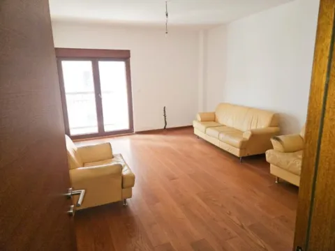 Prodaja, jednosoban stan, 59m², Vezirov Most, Podgorica - image 3