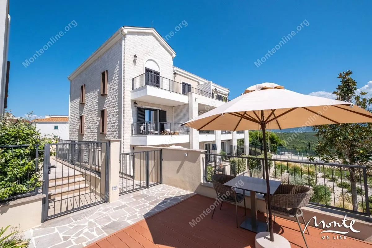 Prodaja, dvosoban stan, 93m², Luštica Bay, Tivat