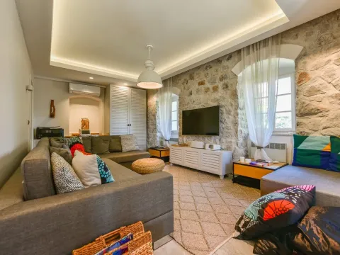 Prodaja, kuća, 150m², Radanovići, Kotor - image 5