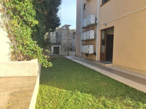 Prodaja, dvosoban stan, 70m², Petrovac, Budva - image 3