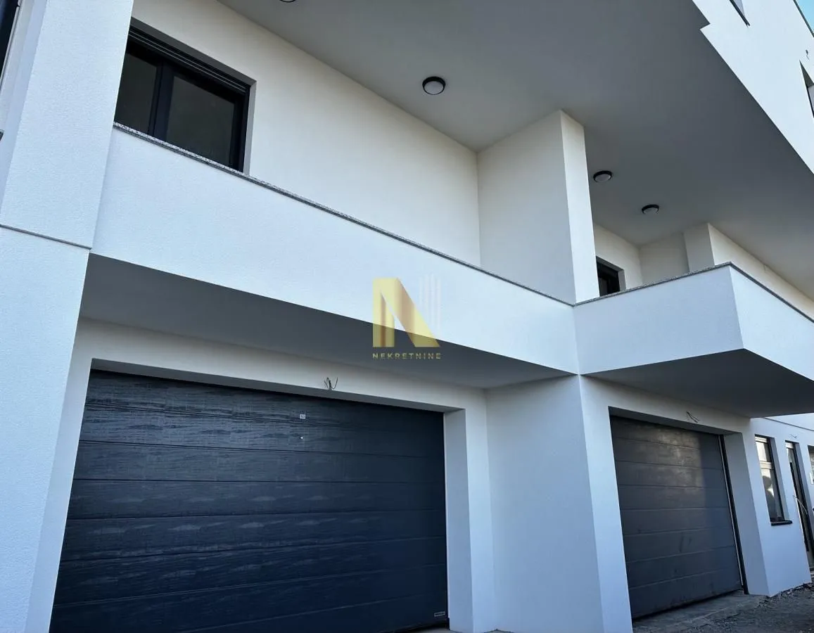 Sale, four bedroom apartment, 124m², Sremska Kamenica, Petrovaradin