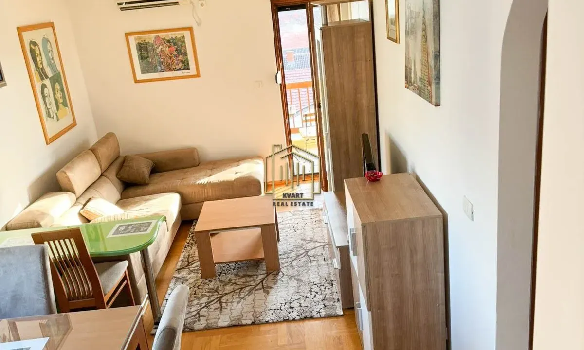 Rent, one bedroom apartment, 52m², Stari Aerodrom, Podgorica