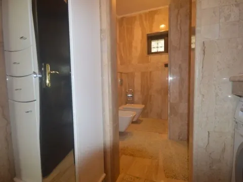 Prodaja, kuća, 230m², Stoliv, Kotor - image 8