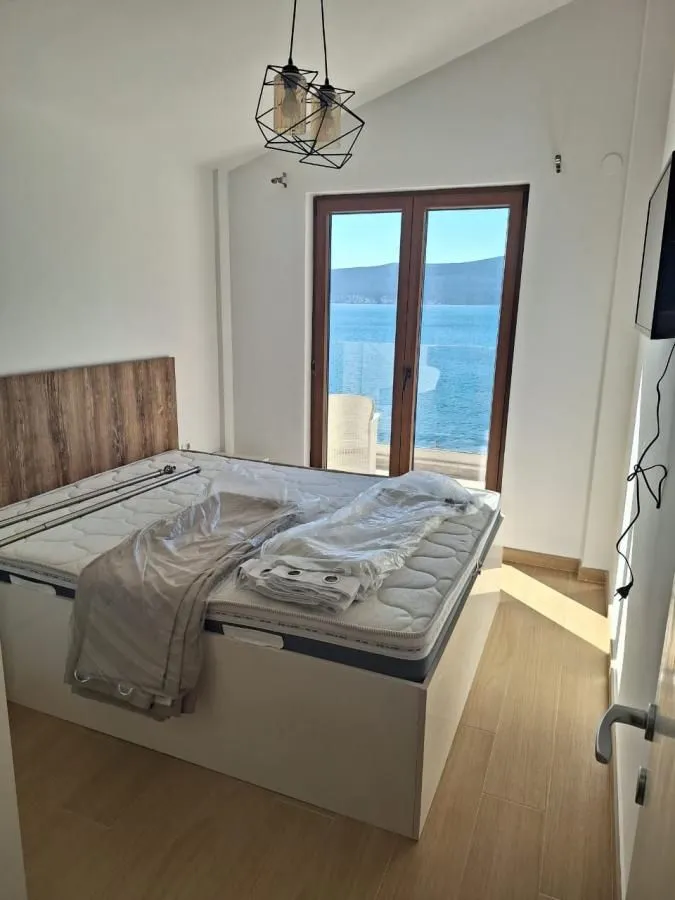 Rent, two bedroom apartment, 82m², Donja Lastva, Tivat