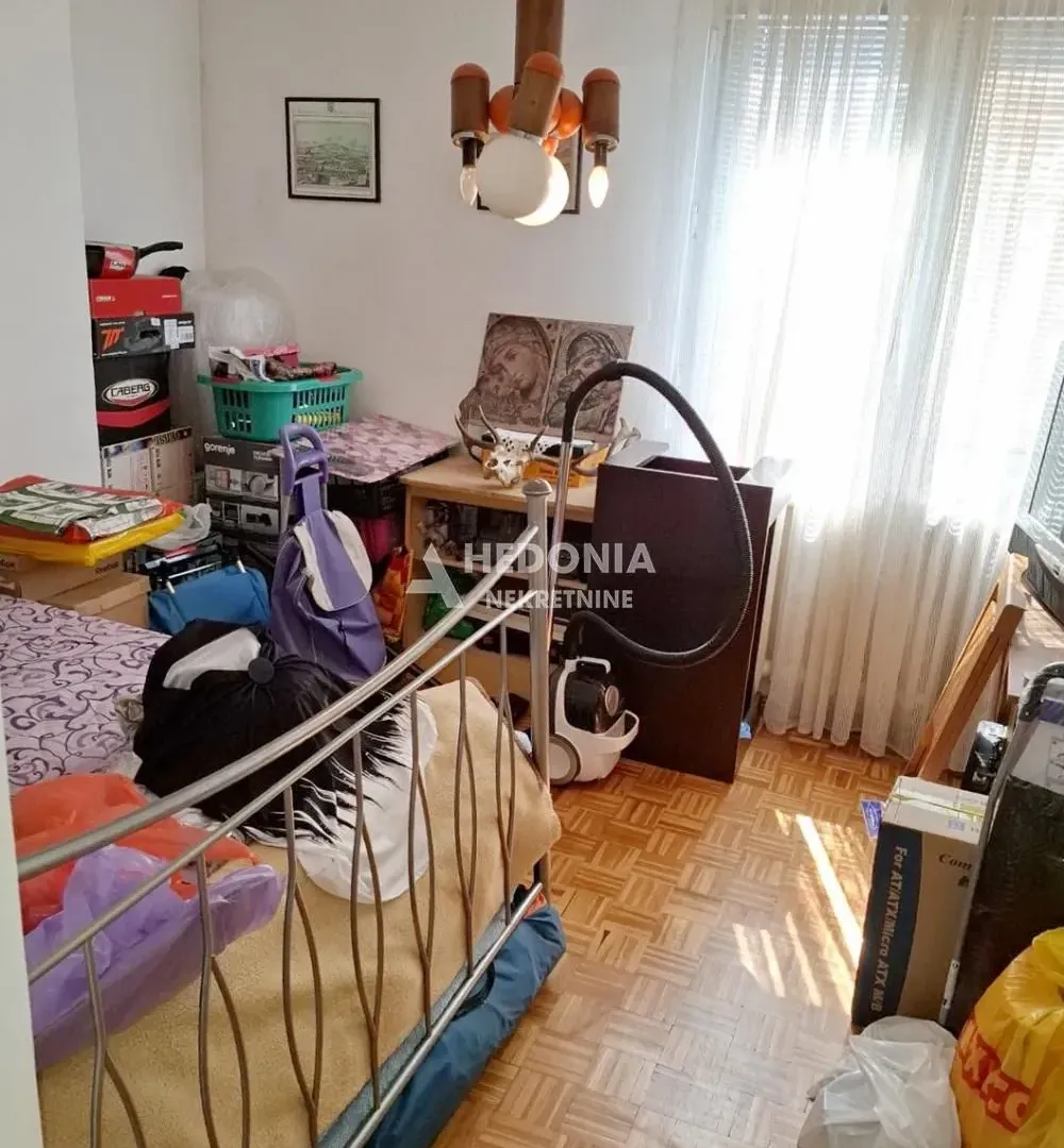 Sale, three bedroom apartment, 88m², Novi Beograd Blok 62, Novi Beograd Sve Podlokacije