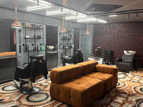 Rent, office space, 170m², Bečići, Budva - image 2