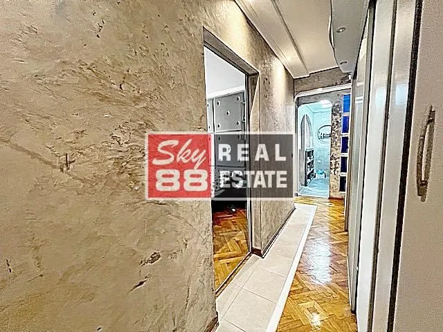 Prodaja, dvosoban stan, 50m², Kalenić Pijaca, Vračar Sve Podlokacije