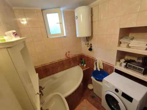 Prodaja, kuća, 224m², Dudova Šuma, Subotica - image 10