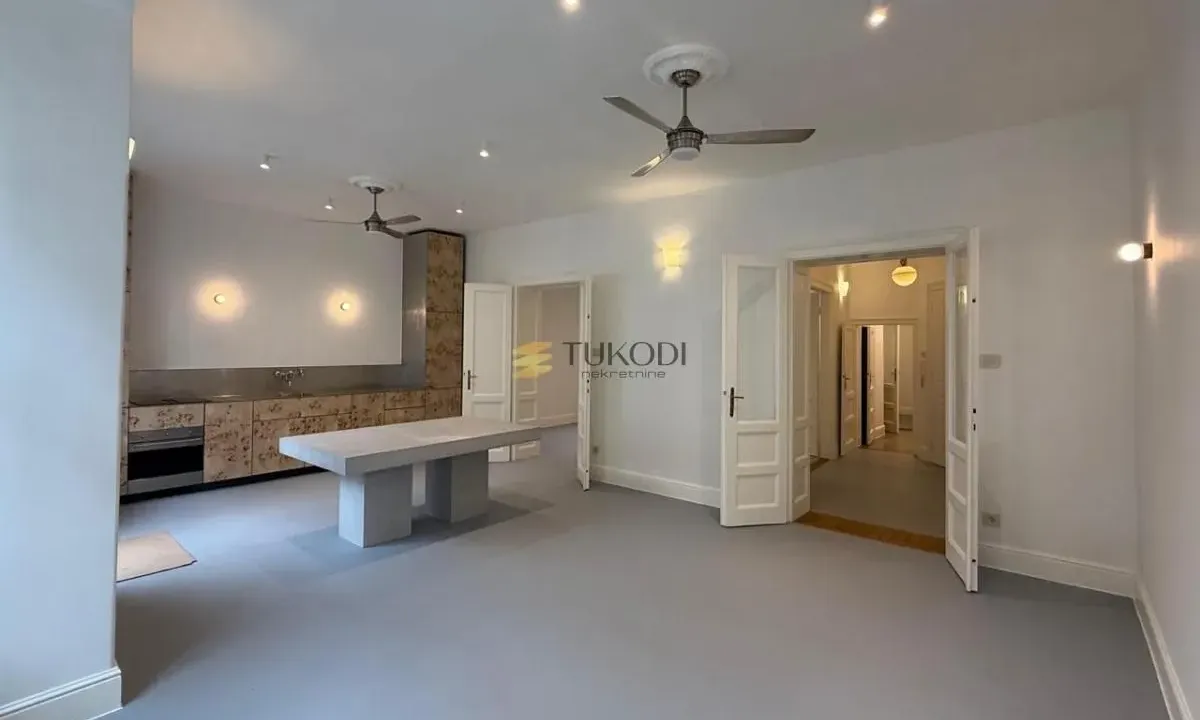 Rent, office space, 95m², Savski Venac, Beograd