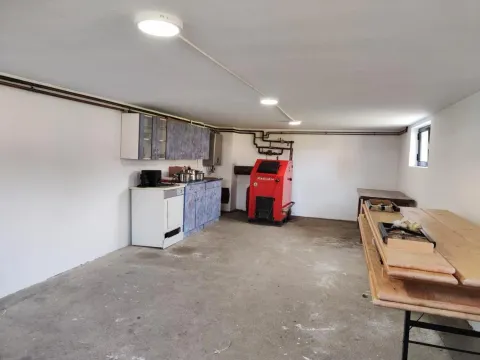 Prodaja, kuća, 440m², Kolonija, Jagodina - image 5