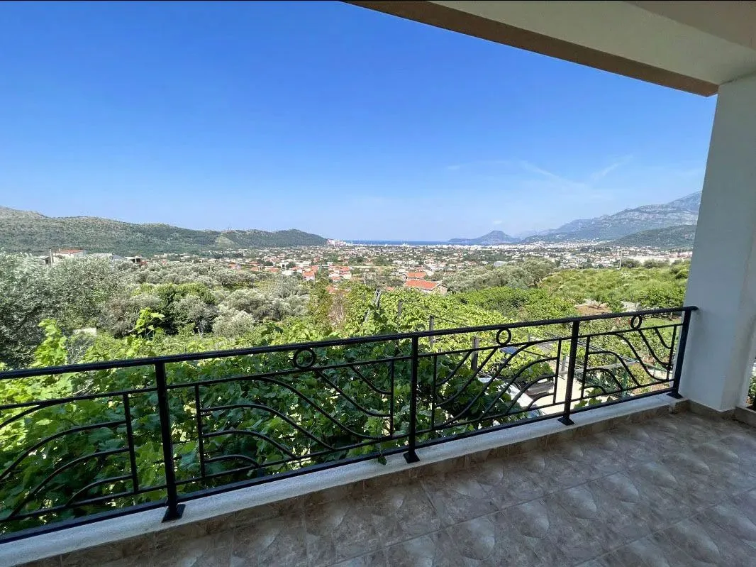 Sale, house, 170m², Bar, Crna Gora