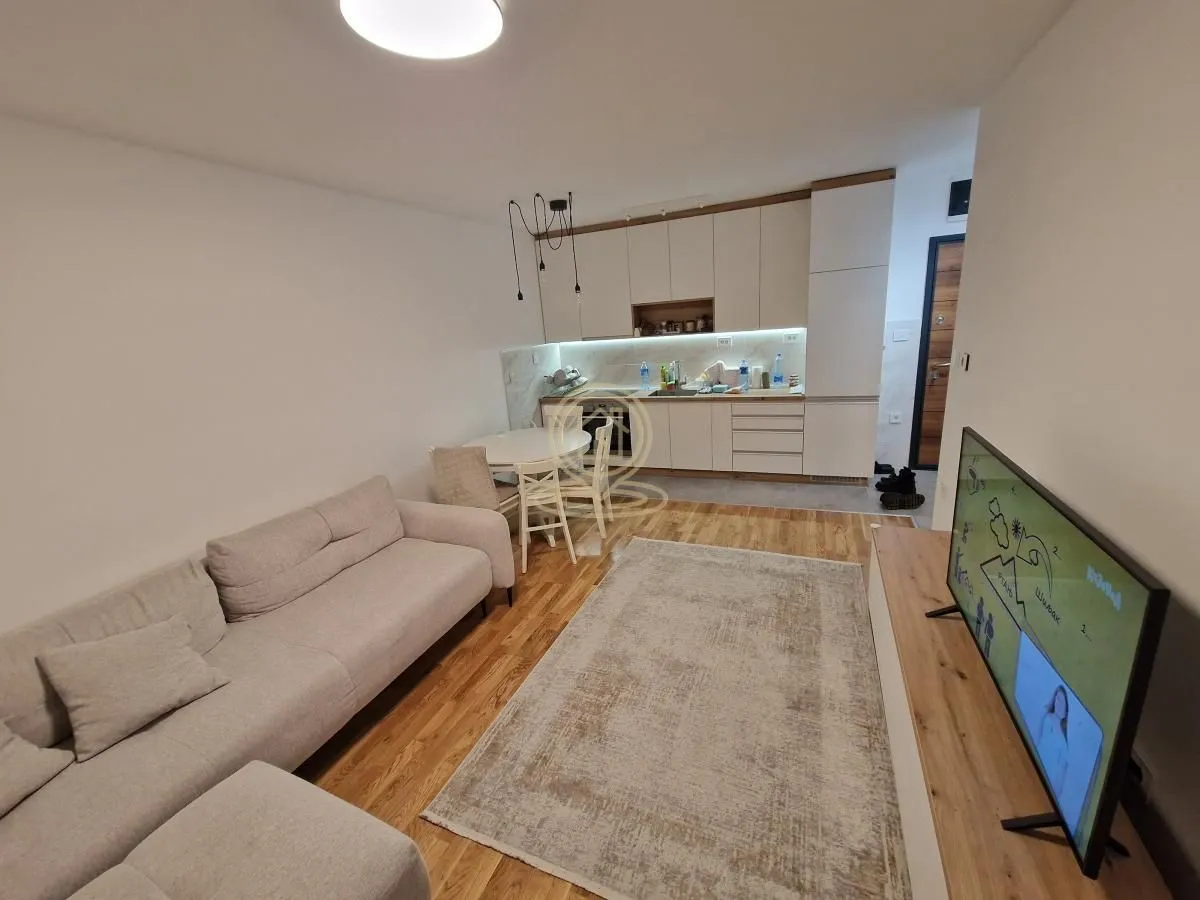Izdavanje, jednosoban stan, 41m², Detelinara, Novi Sad Sve Podlokacije