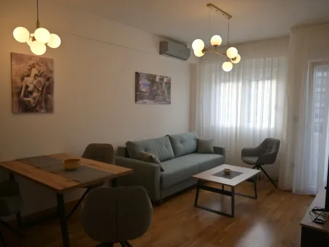 Izdavanje, jednosoban stan, 41m², Zabjelo, Podgorica - image 1