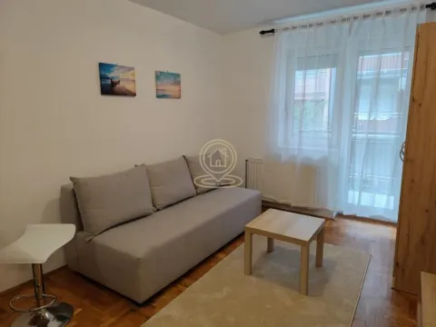 Izdavanje, garsonjera, 28m², Centar, Novi Sad - image 4