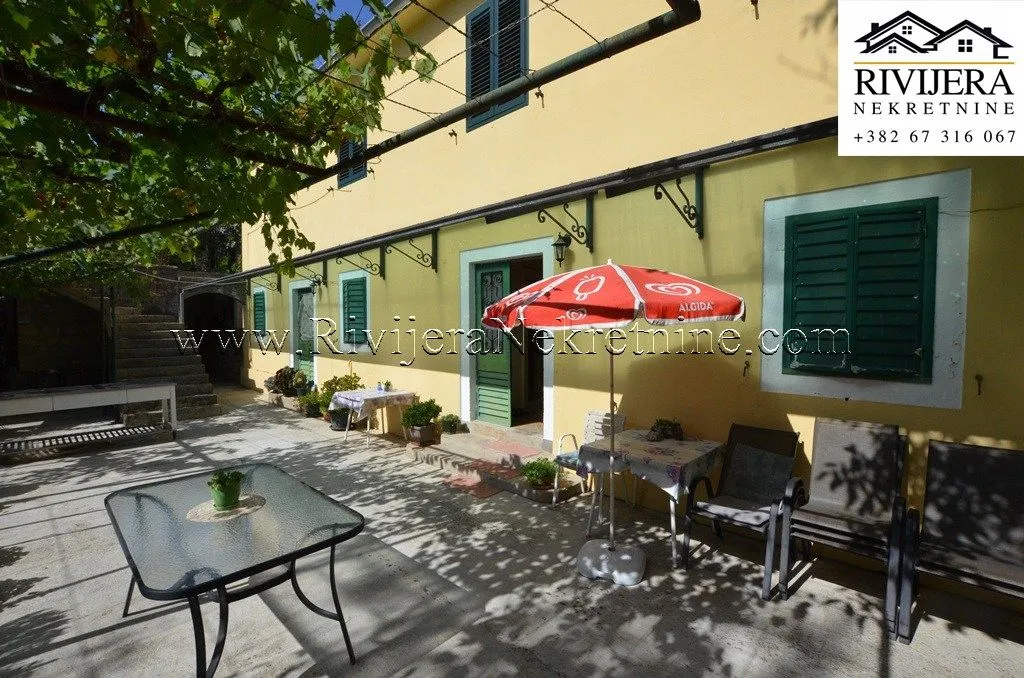 Prodaja, kuća, 176m², Centar, Herceg Novi