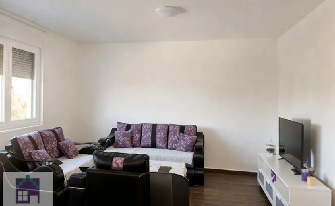 Prodaja, stan, 65m², Surčin, Beograd