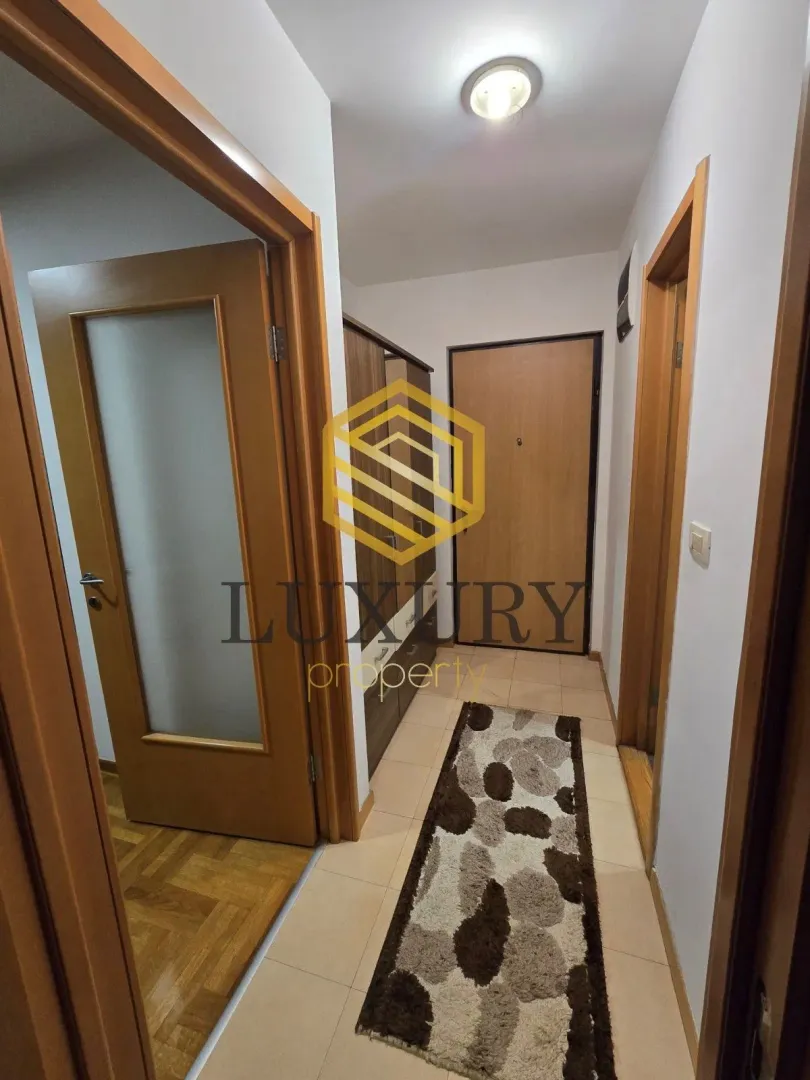 Rent, one bedroom apartment, 42m², Stari Aerodrom, Podgorica