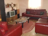 Prodaja, kuća, 300m², Trnava, Jagodina - image 1