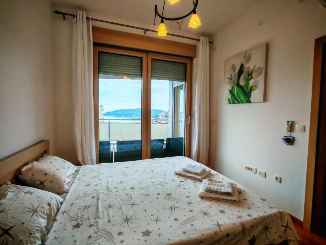 Sale, one bedroom apartment, 52m², Bečići, Budva