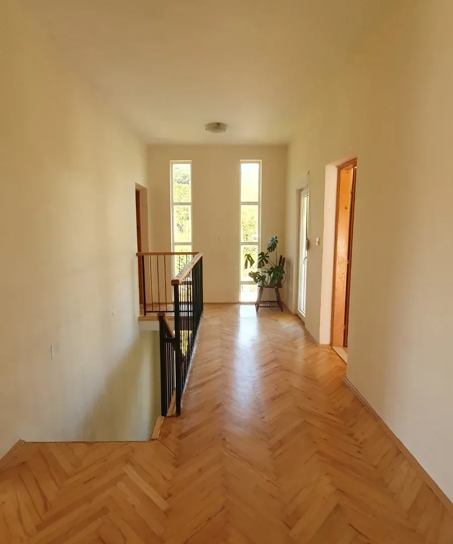 Prodaja, kuća, 450m², Zelenika, Herceg Novi