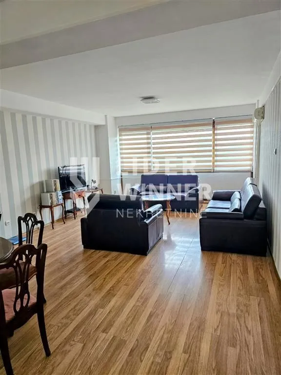 Izdavanje, dvosoban stan, 70m², Novi Beograd Sve Podlokacije, Beograd