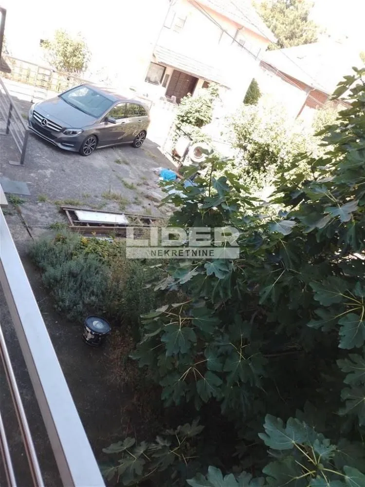 Sale, three bedroom apartment, 58m², Zvezdara Sve Podlokacije, Beograd