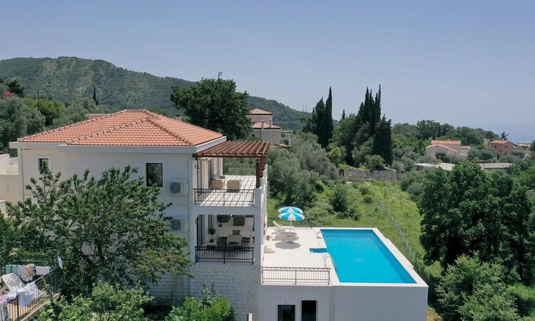 Sale, house, 402m², Katun Reževići, Budva