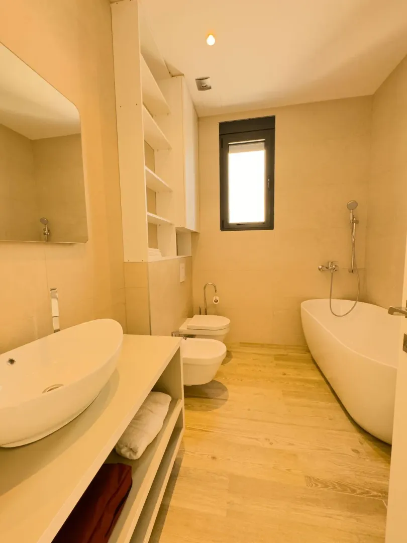 Sale, house, 462m², Skočiđevojka, Budva