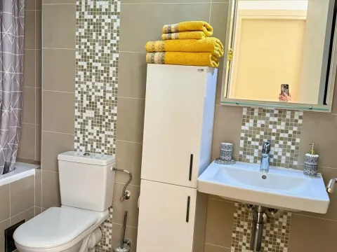 Sale, one bedroom apartment, 58m², Morinj, Kotor - image 7