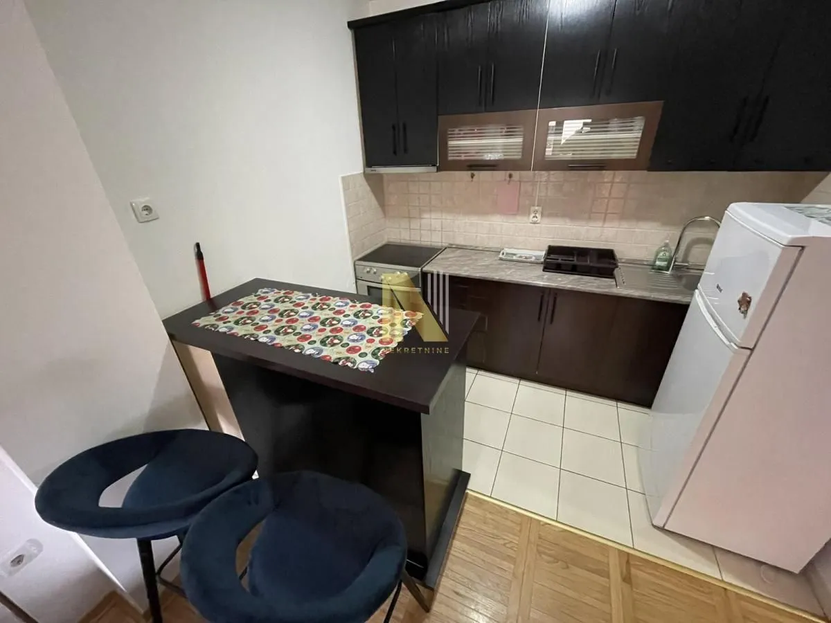 Izdavanje, jednosoban stan, 43m², Nova Detelinara, Novi Sad Sve Podlokacije