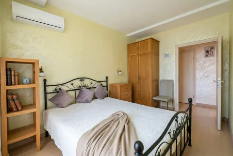 Prodaja, trosoban stan, 65m², Bečići, Budva - image 12