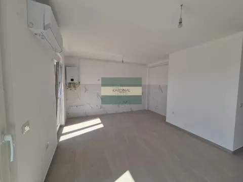 Prodaja, trosoban stan, 76m², Sarina Medja, Jagodina - image 5