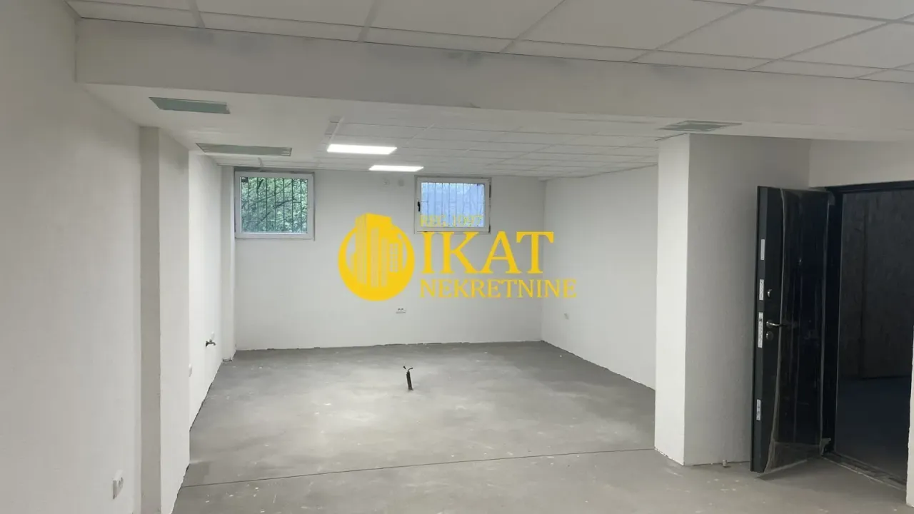 Rent, office space, 82m², Trošarina, Voždovac Sve Podlokacije
