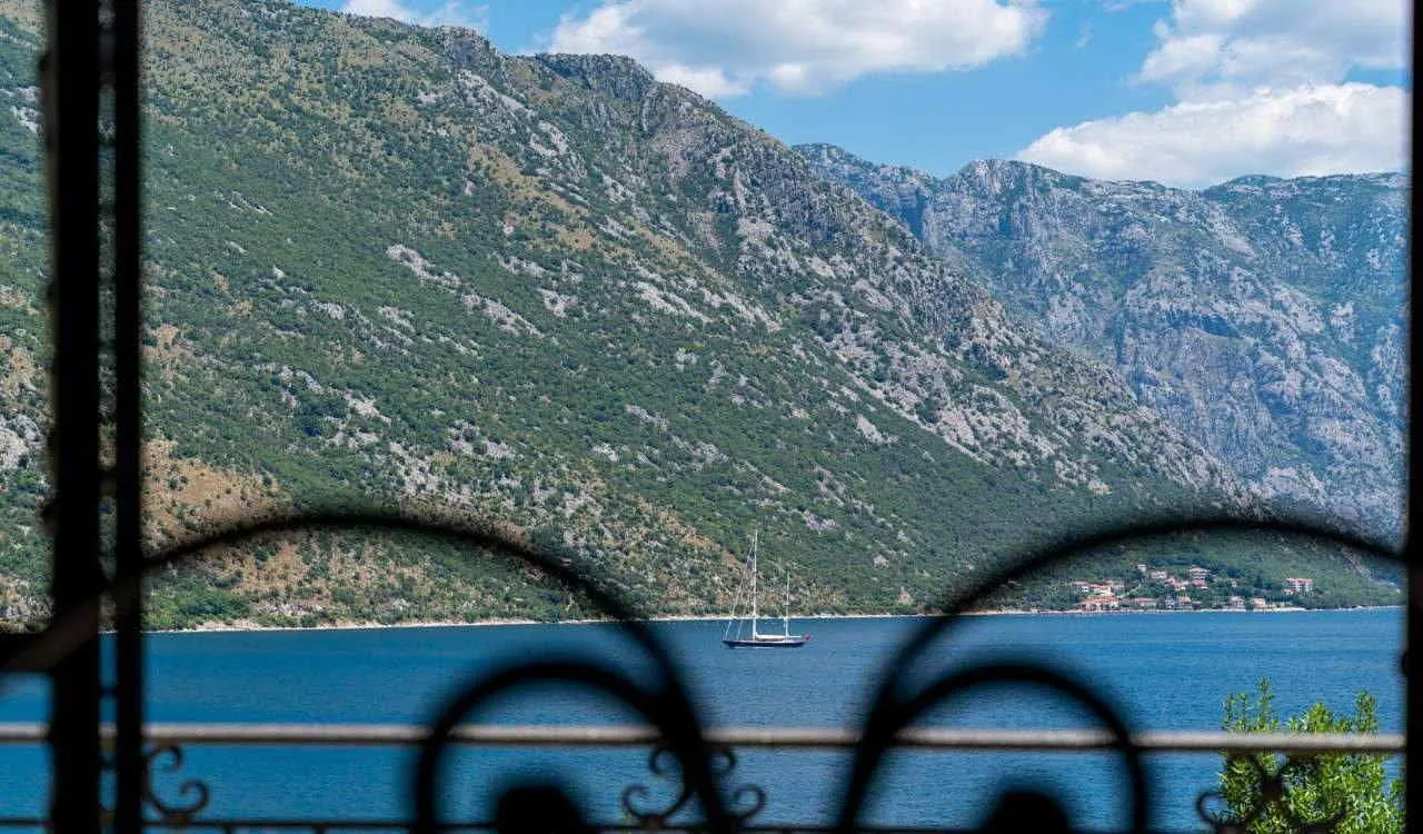 Prodaja, kuća, 278m², Stoliv, Kotor