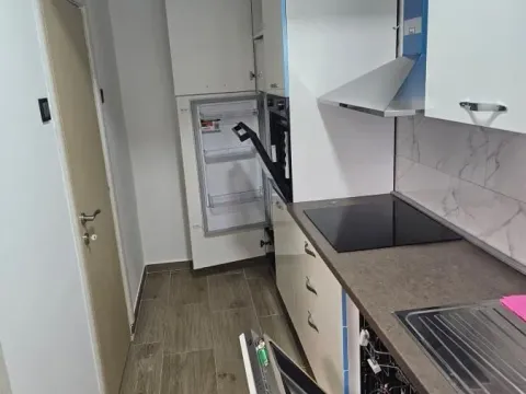Rent, three bedroom apartment, 70m², Medijana, Niš - image 3