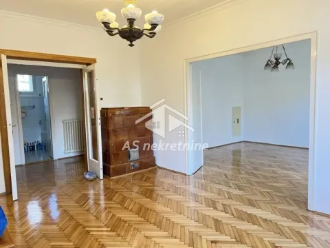 Izdavanje, trosoban stan, 66m², Stari Grad, Beograd - image 2