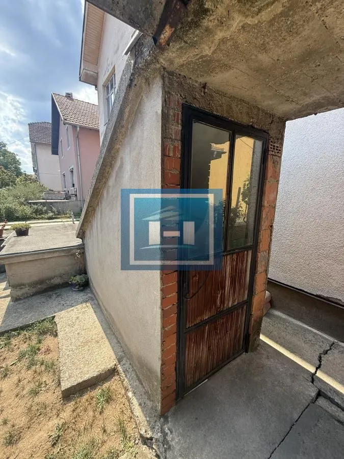 Prodaja, kuća, 160m², Trnava, Jagodina
