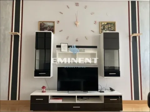 Rent, two bedroom apartment, 63m², Savski Venac, Beograd - image 4