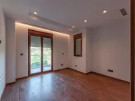 Prodaja,  kuća, 578m2, Mareza, Podgorica
