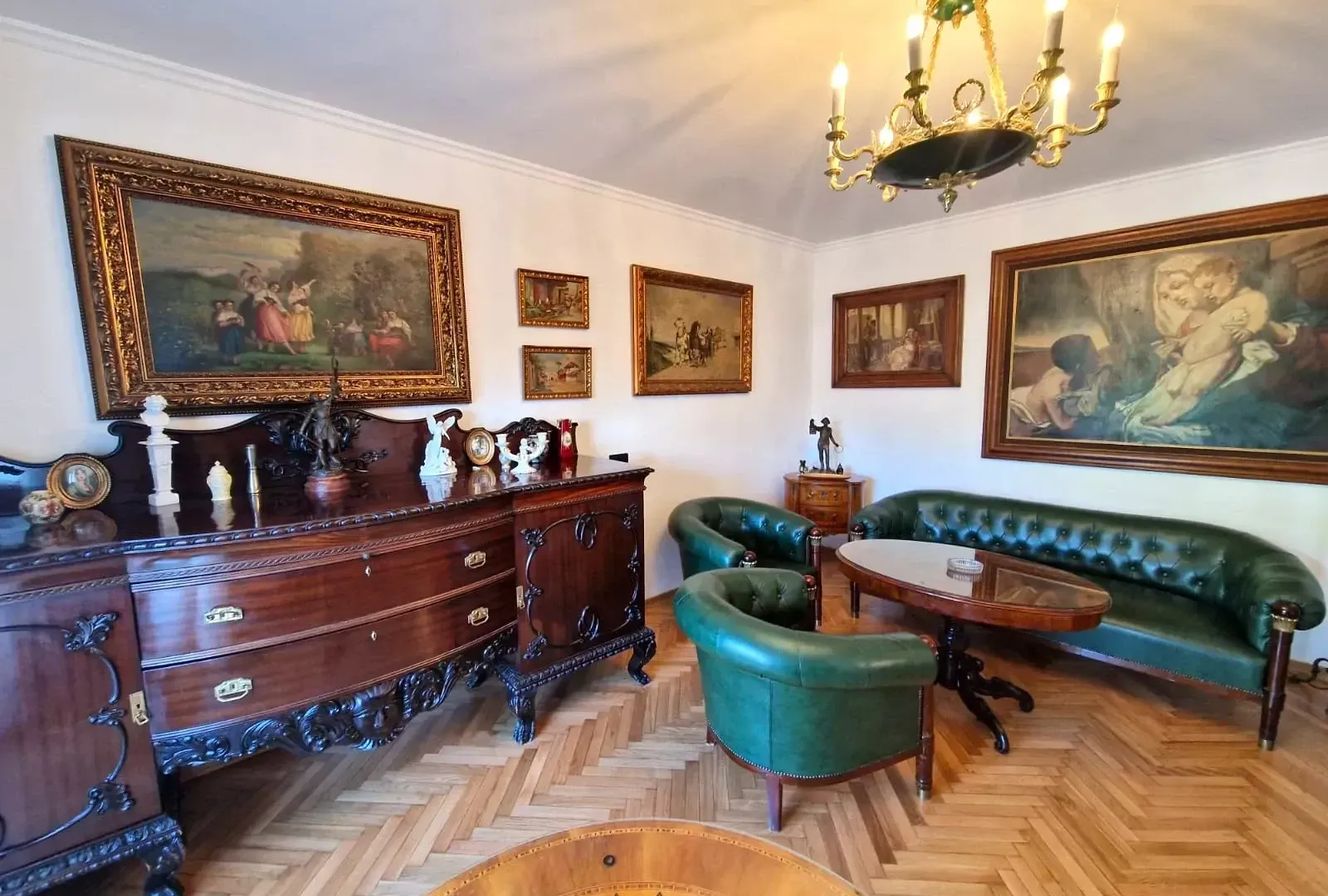 Izdavanje, stan, 114m², Tivat, Crna Gora