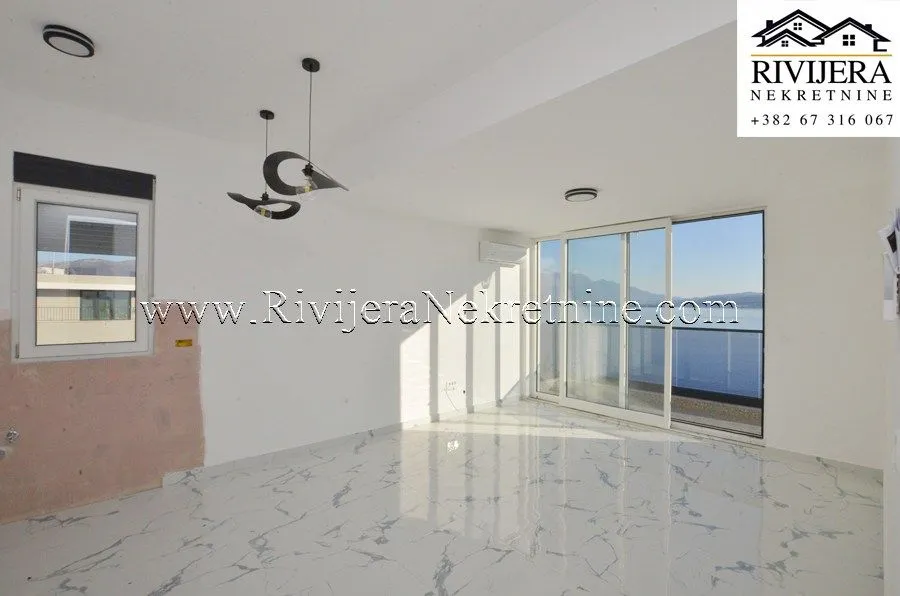 Sale, two bedroom apartment, 67m², Bijela, Herceg Novi