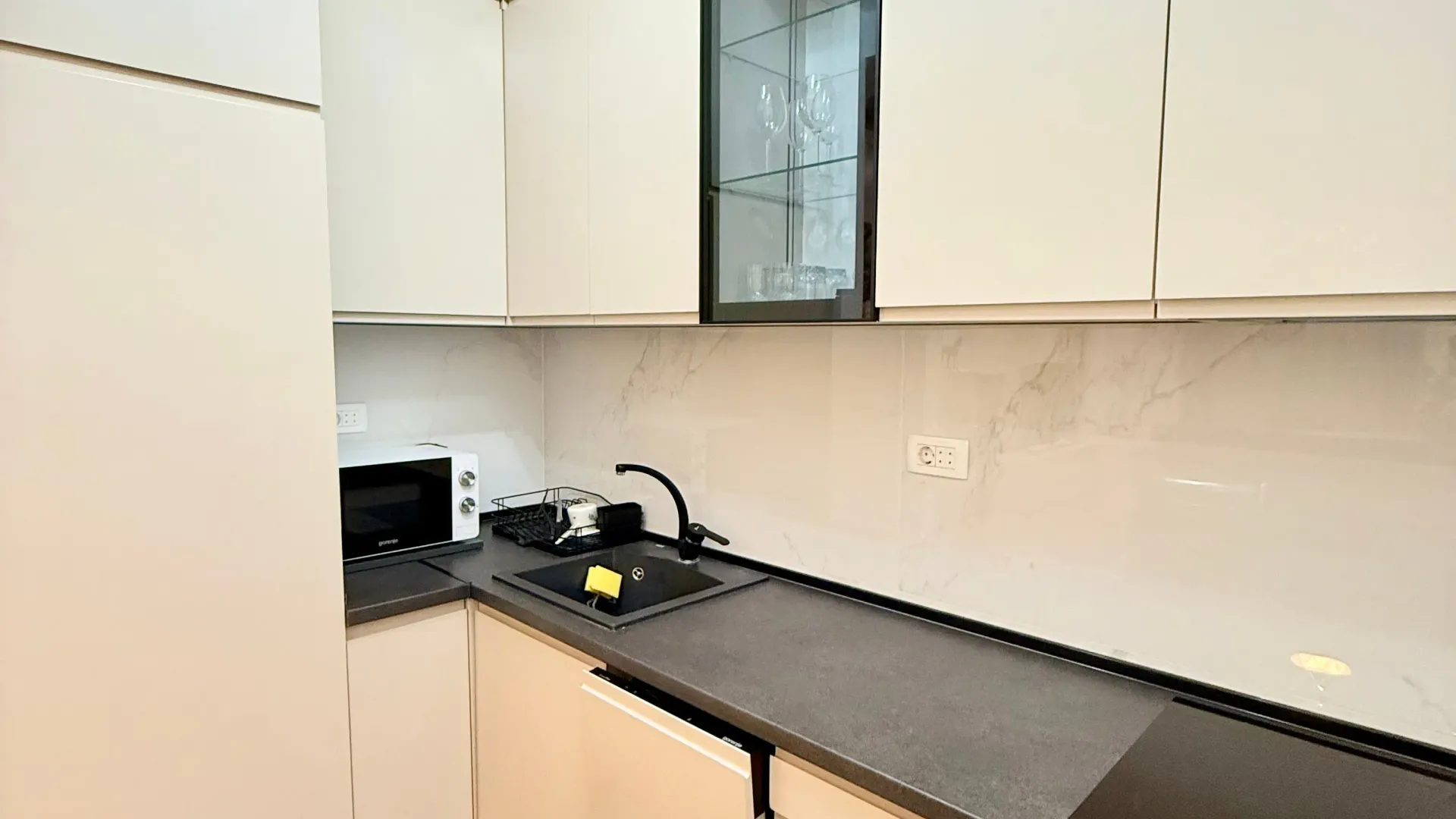 Rent, one bedroom apartment, 49m², Central Point, Podgorica