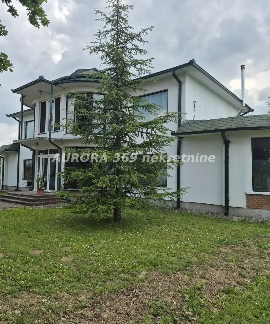 Prodaja, dvosoban stan, 360m², Skupljen, Vladimirci