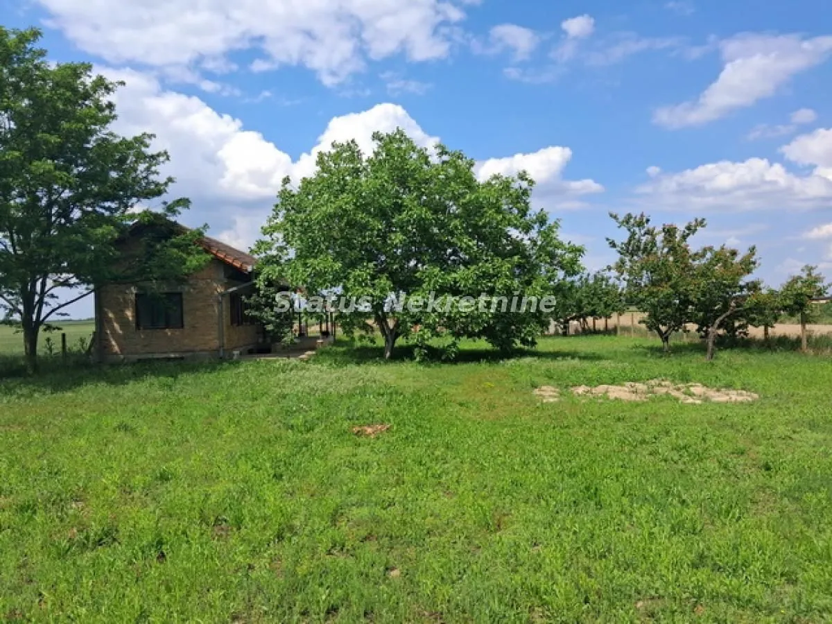 Prodaja, kuća, 118m², Futog, Novi Sad Sve Podlokacije