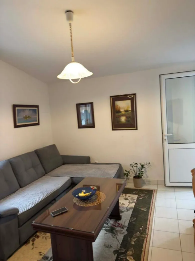 Izdavanje, jednosoban stan, 35m², Bjeliši, Bar