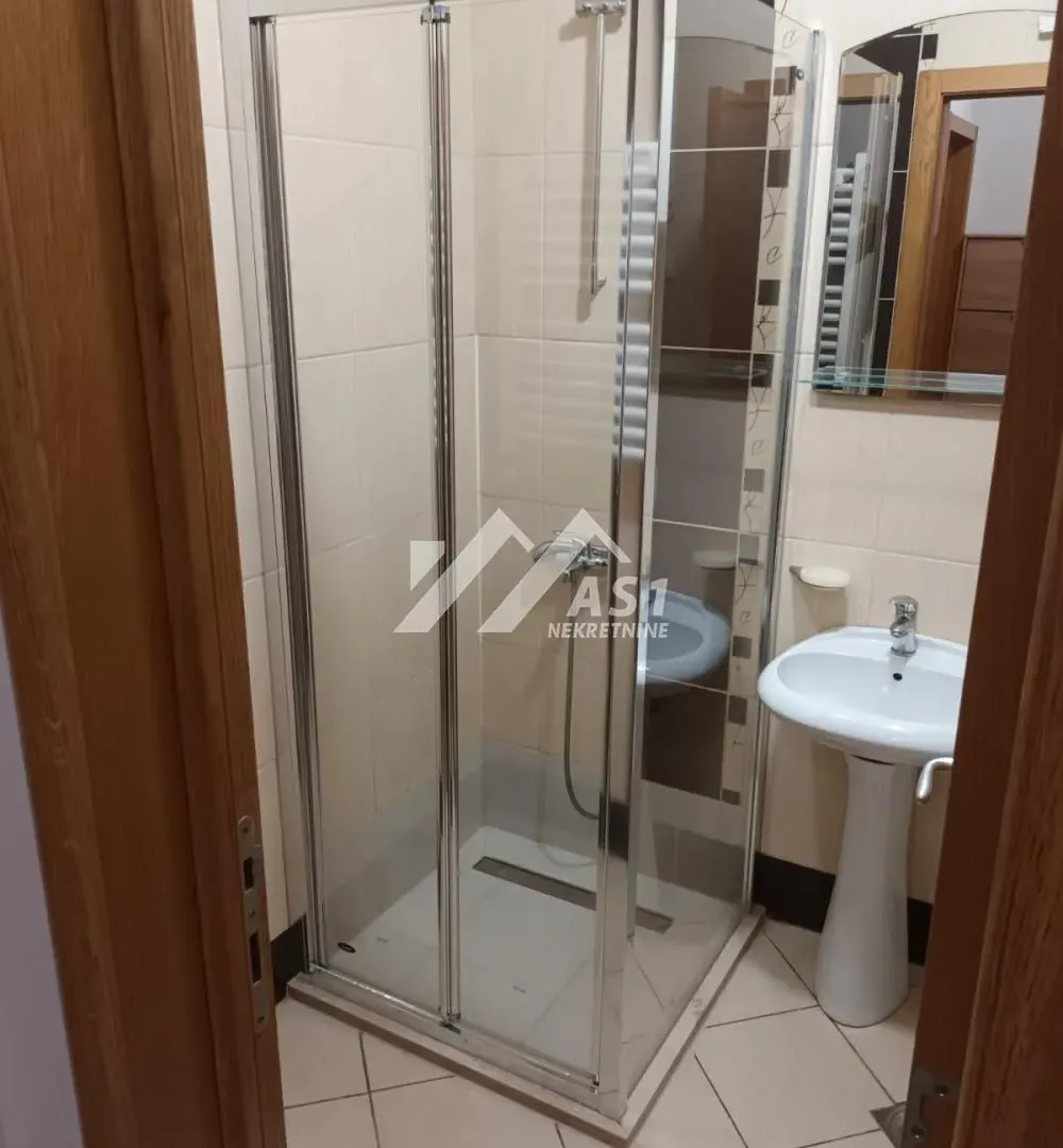 Izdavanje, dvosoban stan, 50m², Novi Sad Sve Podlokacije, Novi Sad