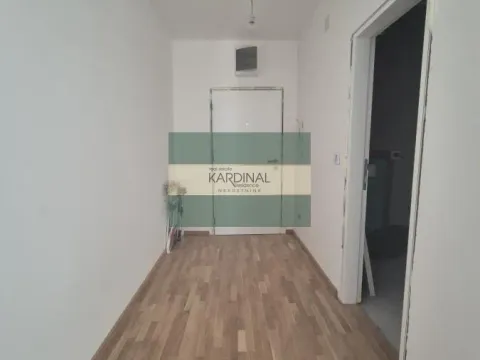 Prodaja, jednosoban stan, 53m², Centar, Jagodina - image 19