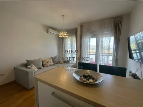 Izdavanje, garsonjera, 30m², City Kvart, Podgorica - image 4